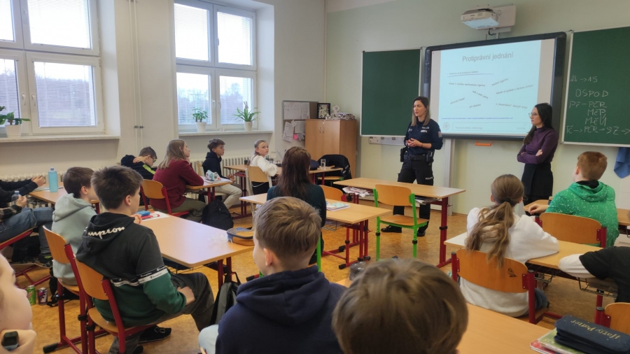 Beseda s Policií ČR o návykových látkách